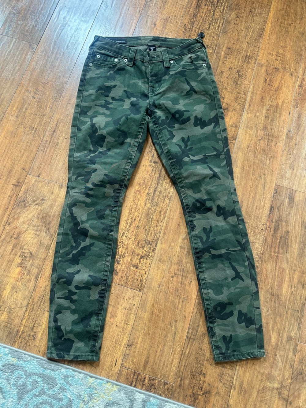 True Religion Halle Mid-Rise Super Skinny Women’s Camo Skinny Jeans